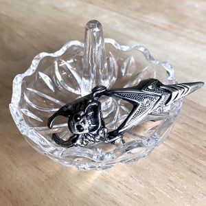 5/$25 Claw Finger Jointed Armour Skull Ring